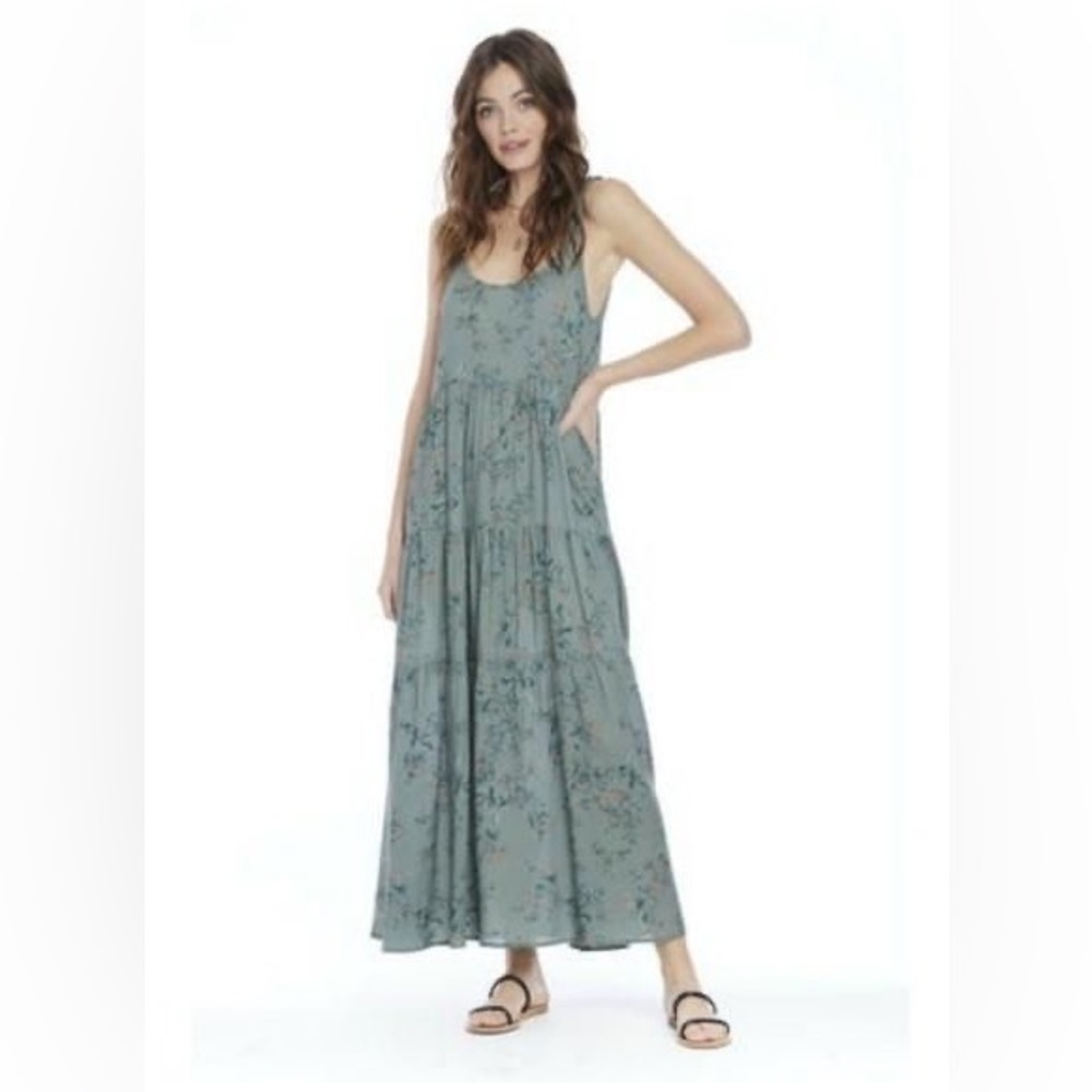 Floral tiered dress